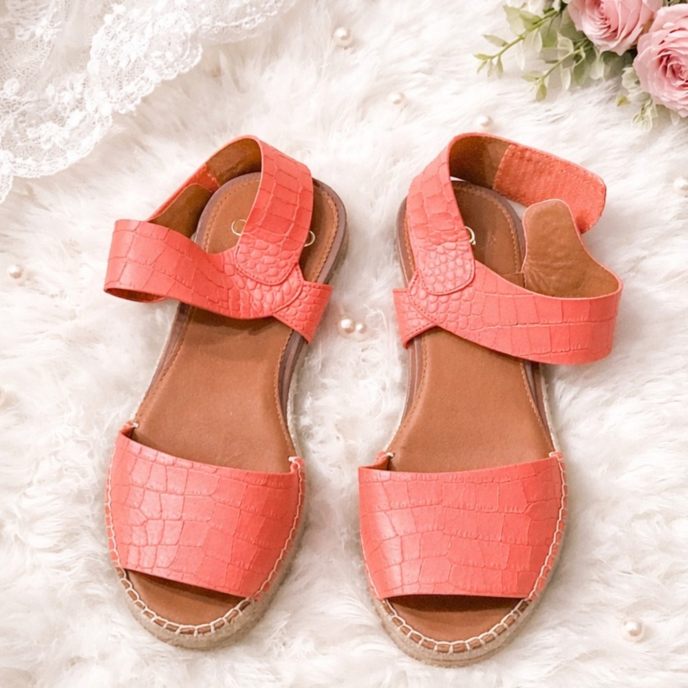 Franco Sarto Coral Croc-Embossed Sandals - Picture 3 of 14